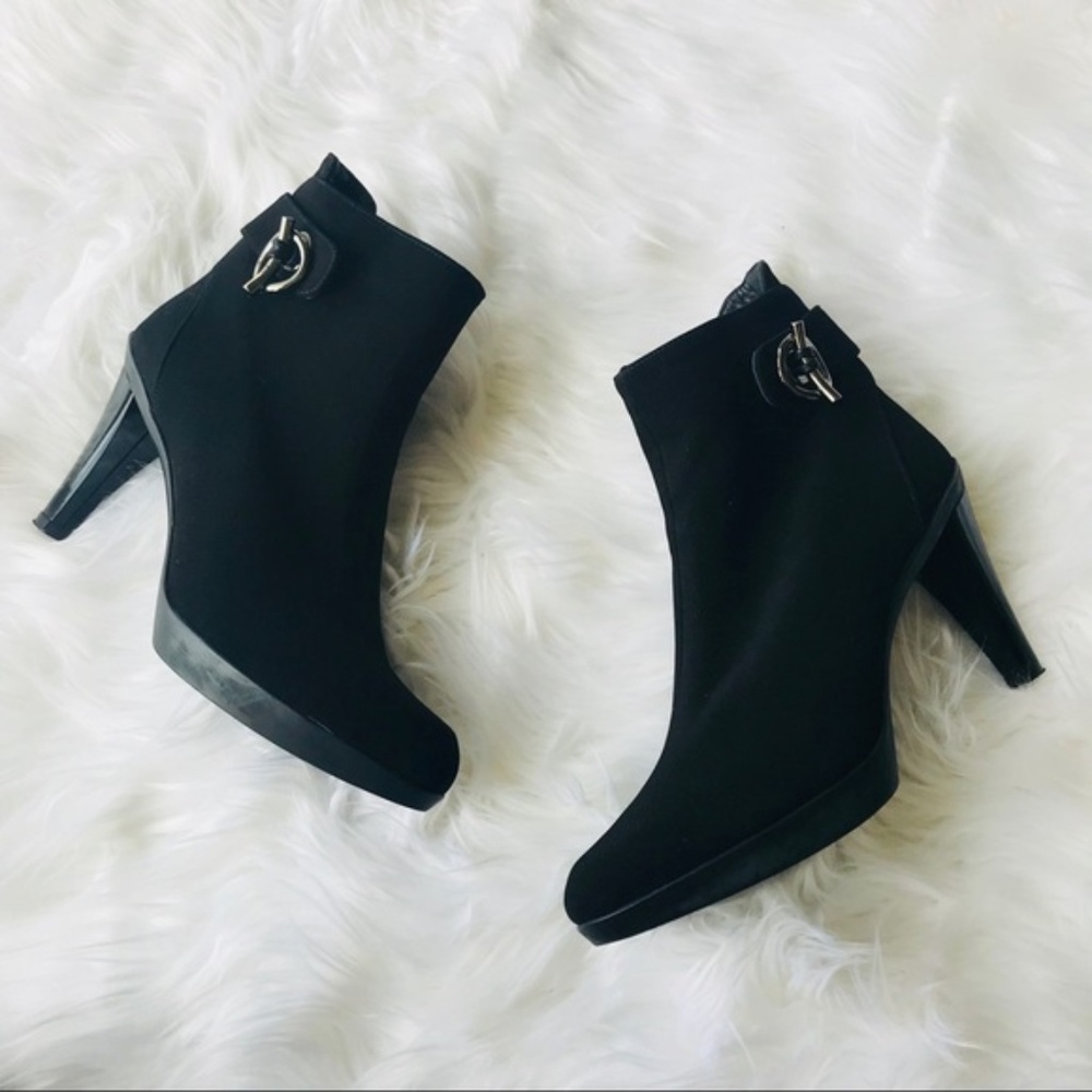 Stuart Weitzman RingGore Ankle Booties